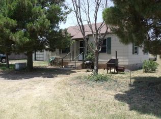 1000 Avenue B, Ballinger, TX 76821