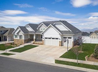 1011 S Parkway Dr, North Salt Lake, UT 84054