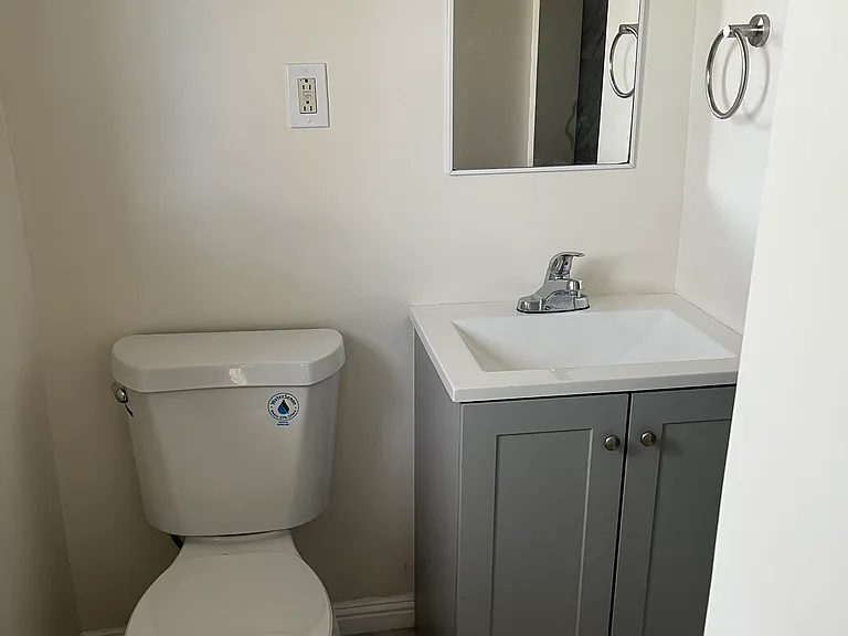 11681 Atlantic Ave #C — Photo 2