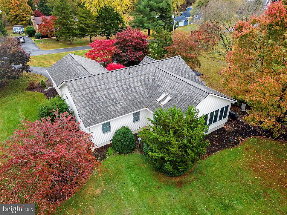 64 Wildflower Ln, Shepherdstown, WV 25443 | Zillow