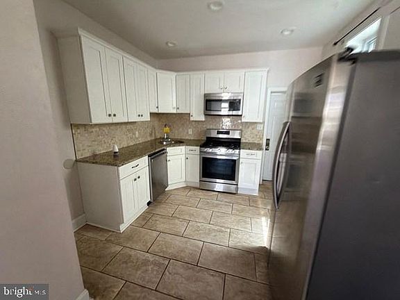 2nd image of 617 N 38th St
