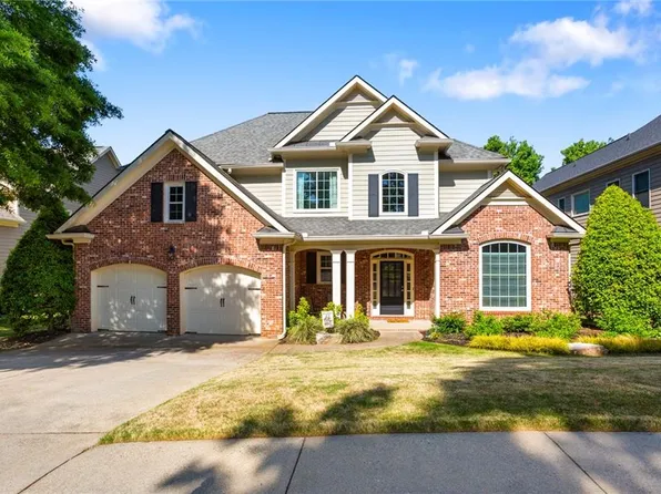 4066 Hill House Rd SW, Smyrna, GA 30082