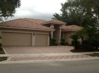 3800 Oak Ridge Cir, Weston, FL 33331