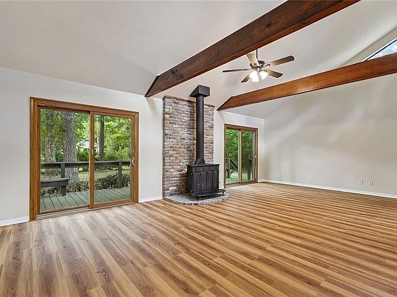 4th image of 519 W 7th Ave