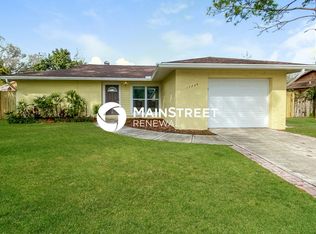 17734 Rivendel Rd, Lutz, FL 33549