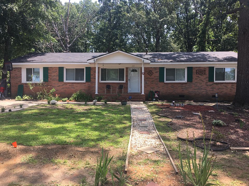 2nd image of 1519 Grandview Dr