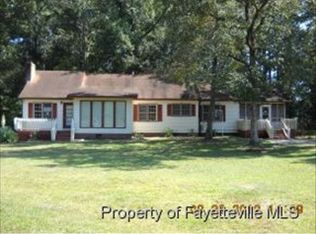 1124 Todd Farm Rd, Lumberton, NC 28358