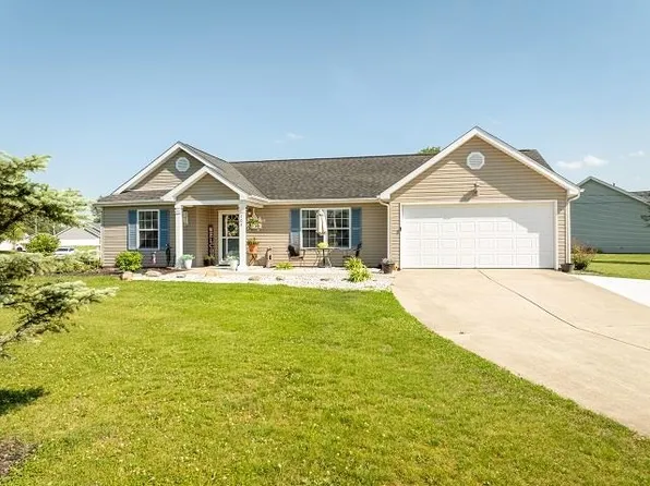 703 Poplar Ave, Centerville, IN 47330