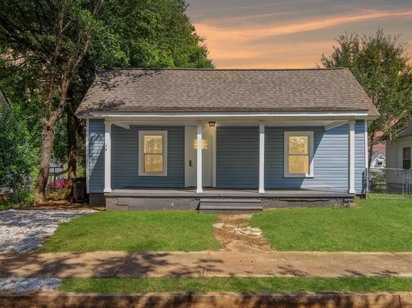 12 Madden St, Greenville, SC 29605