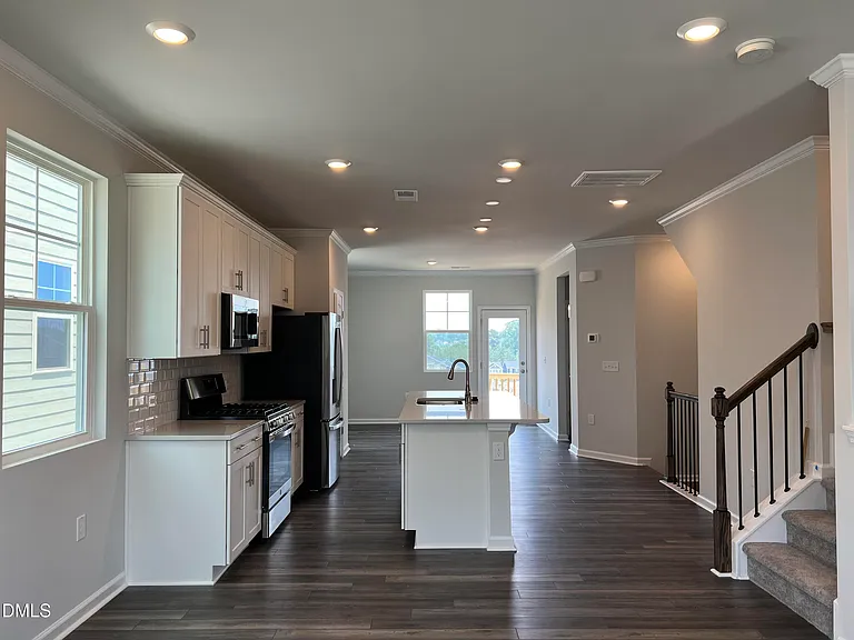642 Gimari Dr — Photo 20
