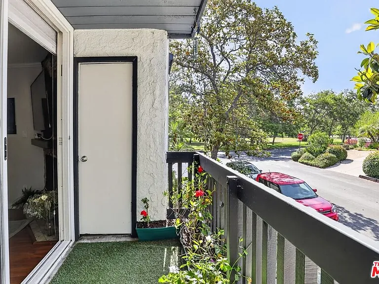 5003 Westpark Dr #103 — Photo 13