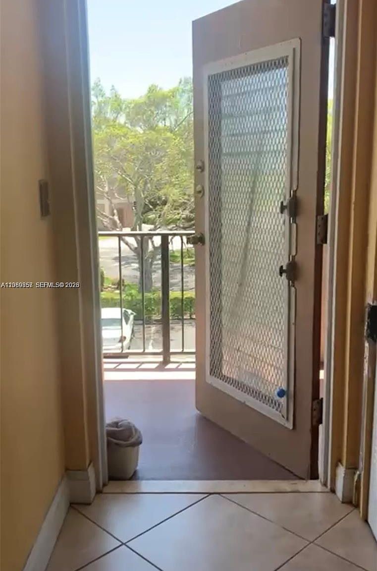 8380 Sands Point Blvd APT J308 — Colony West Golf Club