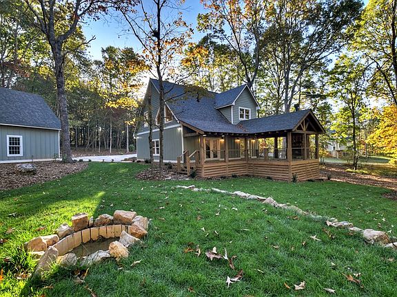 12th image of 646 High Country Cir