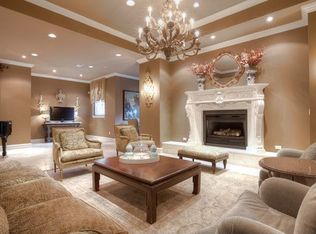 3500 Fairmount St APT 220, Dallas, TX 75219