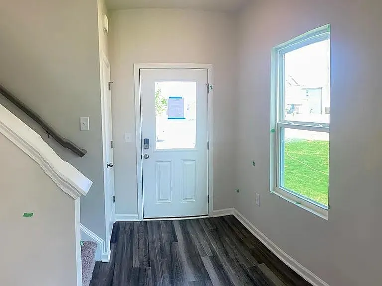 141 Boone Lake Way — Photo 2