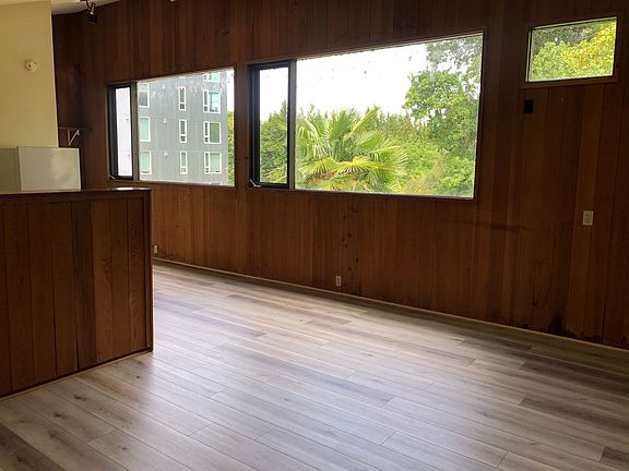 4th image of 1873 Garden Ave APT A