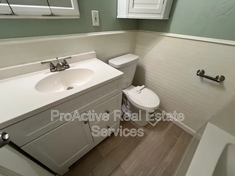 3021 Luxembourg St #A — Photo 14