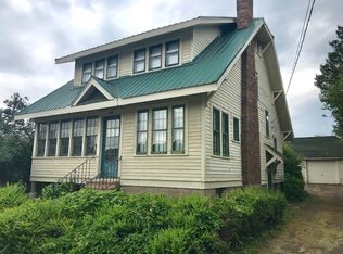 1003 N Hemlock St, Ironwood, MI 49938