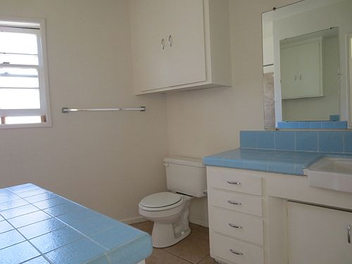 5th image of 11501 Obert Ave APT 9