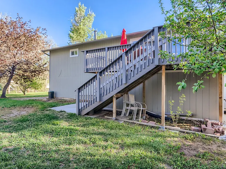 1628 Centaur Cir — Photo 29