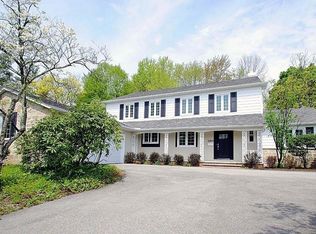 21875 Shelburne Rd, Shaker Heights, OH 44122