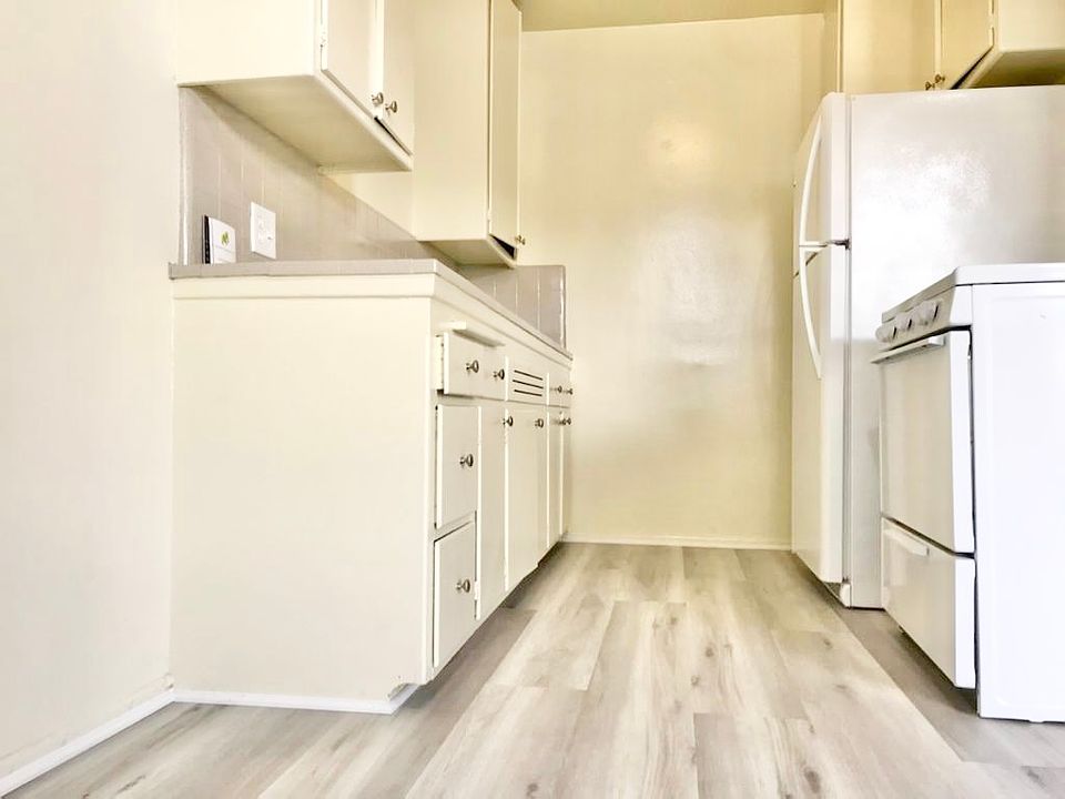 1st image of 3932 Sawtelle Blvd #3A