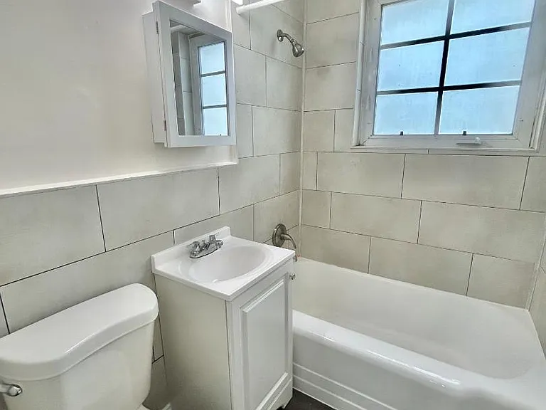 Unit Photo