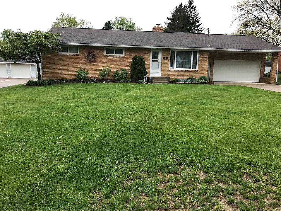 94 Lynn Dr