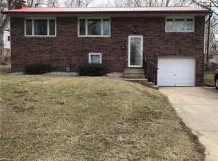 18600 E Shoshone Dr, Independence, MO 64058
