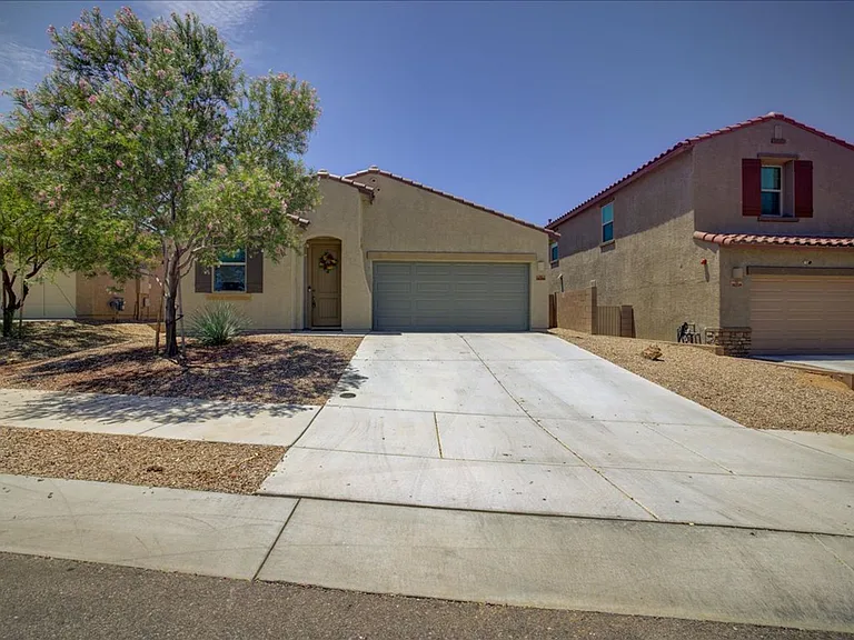 14266 E Hub Dr — Photo 3