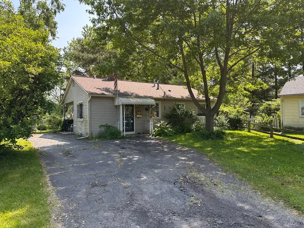 34015 Cambria Ct, Westland, MI 48186