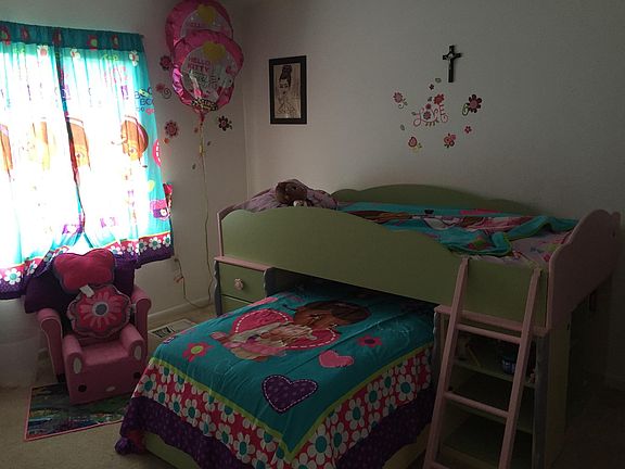 2nd Bedroom