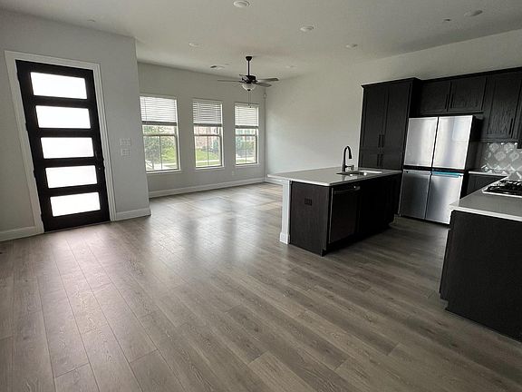 5th image of 4725 Piedras Lanzar Dr