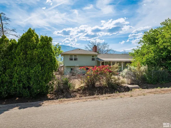 1275 Dunbar Dr, Washoe Valley, NV 89704