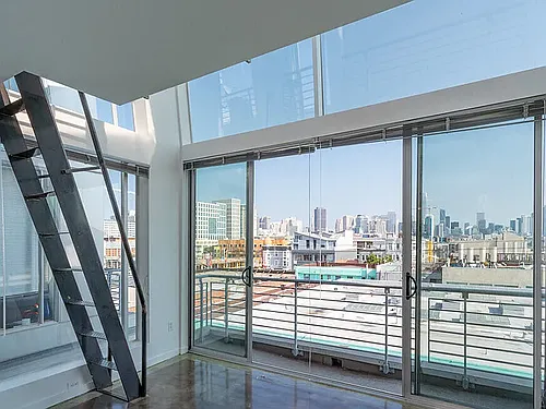 Glasdore Lofts Photo 1