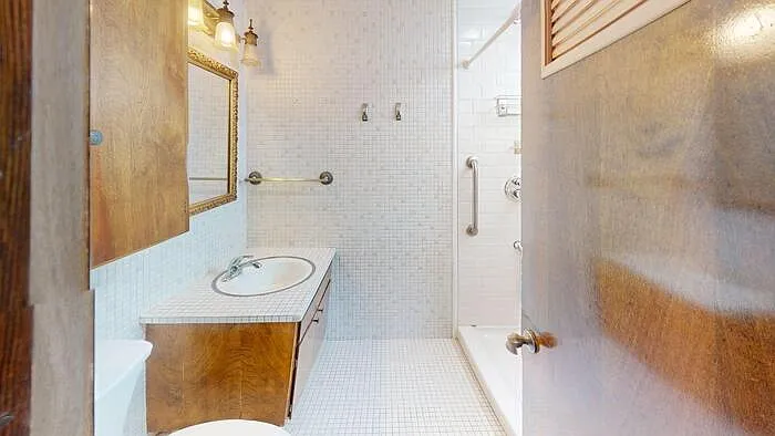 4 bed, 2.0 bath, $1,750 — Photo 3