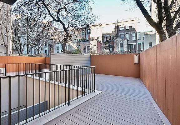 3rd image of 15 W 119th St Penthouse A