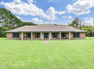 282 Anicet Tauzin Rd, Arnaudville, LA 70512