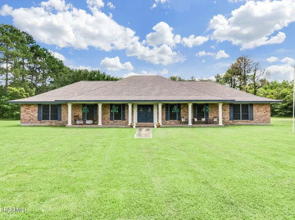 282 Anicet Tauzin Rd, Arnaudville, LA 70512