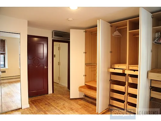 Rented by Aclawrence | media 13