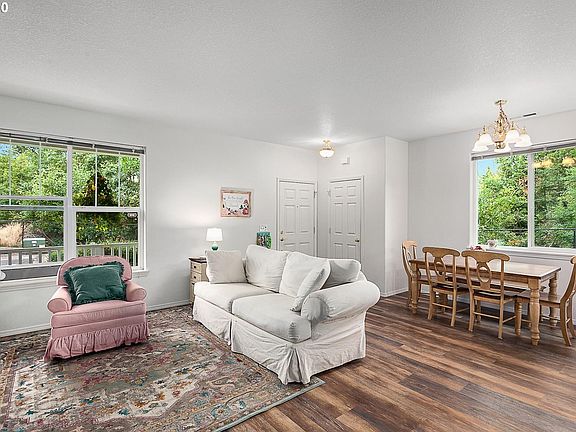 5th image of 484 NW Celtis Ln