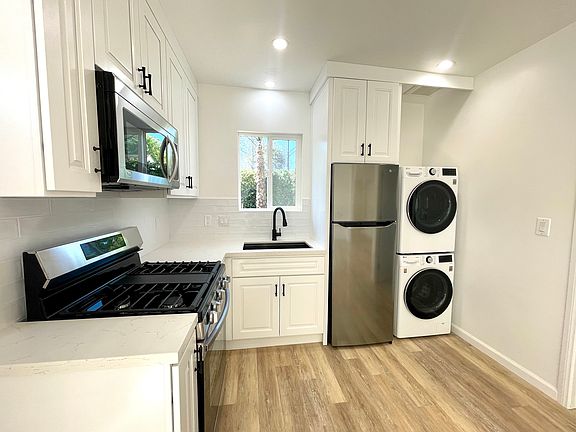 3rd image of 2437 E Villa St