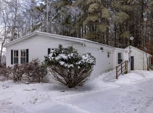 99 Pray Hill Road, Wakefield, NH 03872