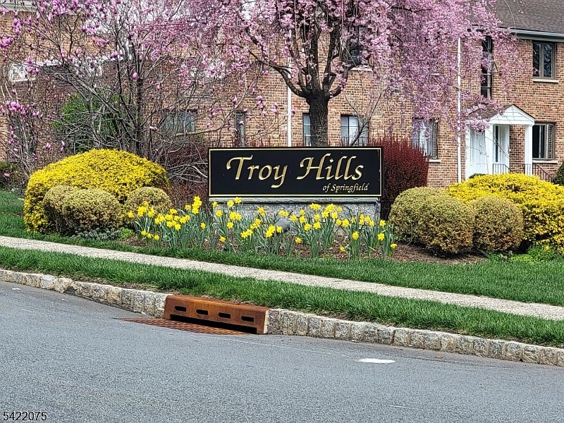 1st image of 21A Troy Dr