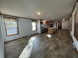 12642 Garland Ave, Apple Valley, MN 55124