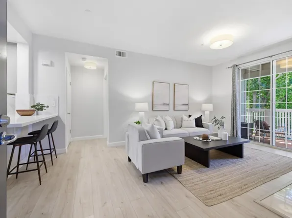608 Arcadia Ter Unit 202, Sunnyvale, CA 94085
