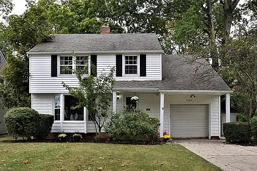 2126 Lyndway Rd Photo 1