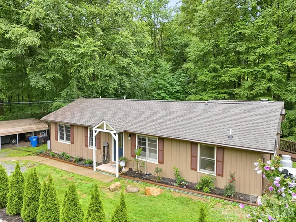 313 Walker Rd, Waynesville, NC 28786