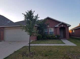 328 Fossil Bridge Dr, Fort Worth, TX 76131