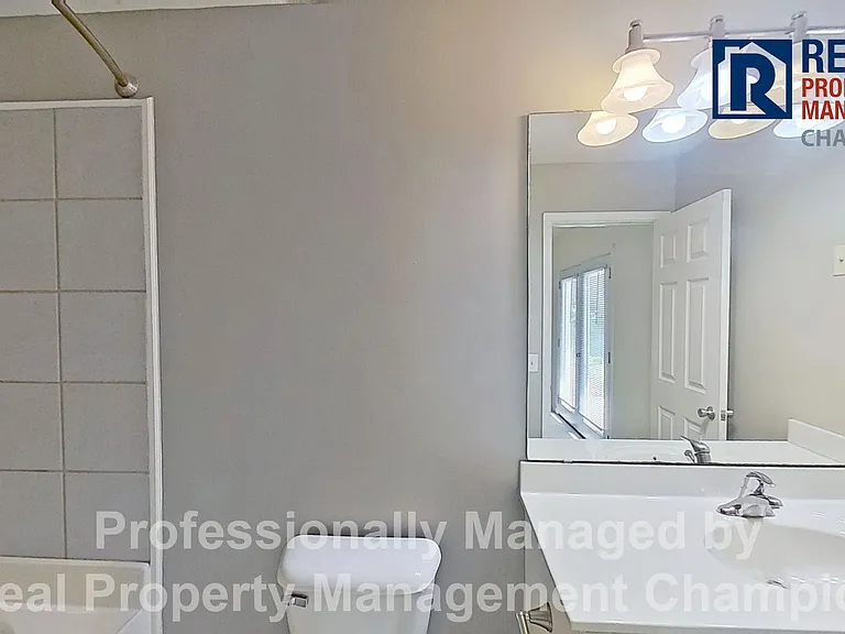 627 Tabor Ln — Photo 12